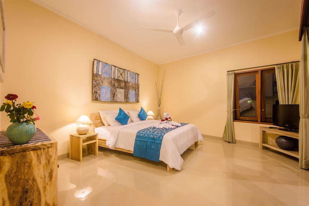 Villa Tepi Sungai Legian Zimmer foto