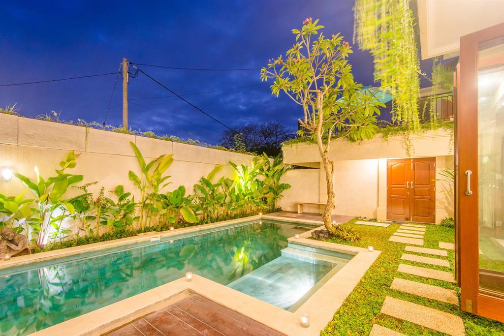 Villa Tepi Sungai Legian Zimmer foto