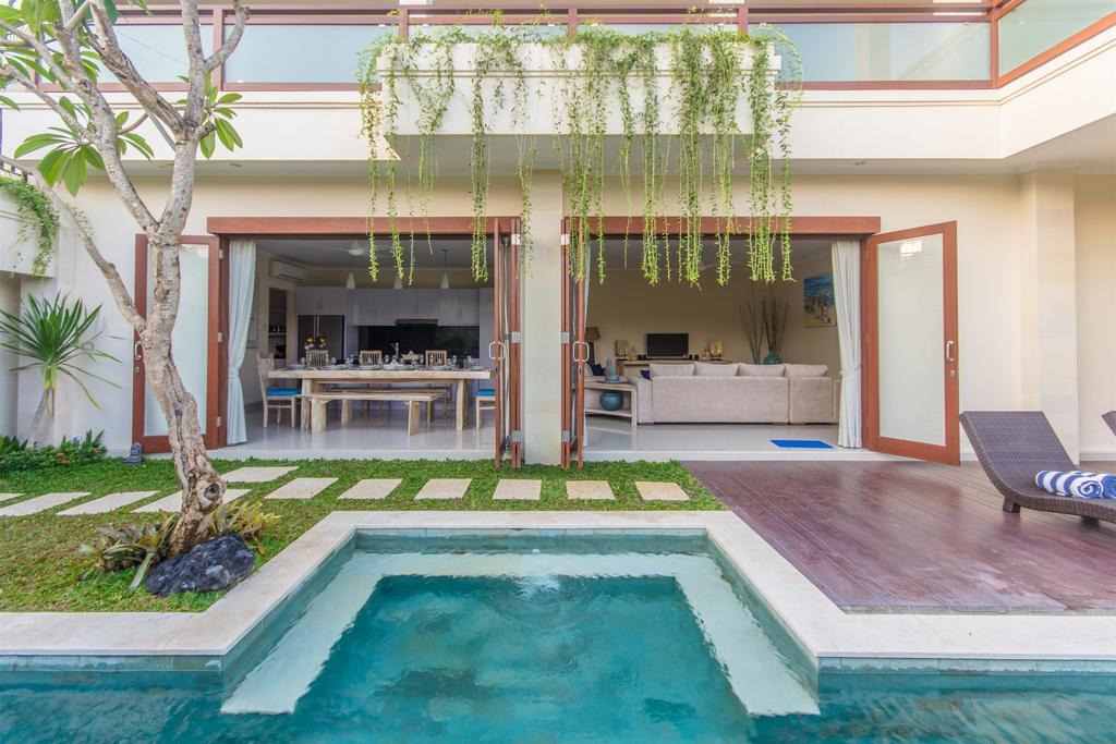 Villa Tepi Sungai Legian Zimmer foto