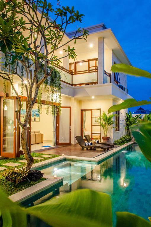 Villa Tepi Sungai Legian Zimmer foto